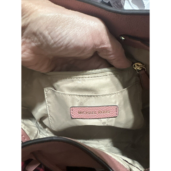 Michael Kors Nicole large Leather bucket bag MSRP $448 Pre-Loved Pink Salmon - Picture 9 of 14